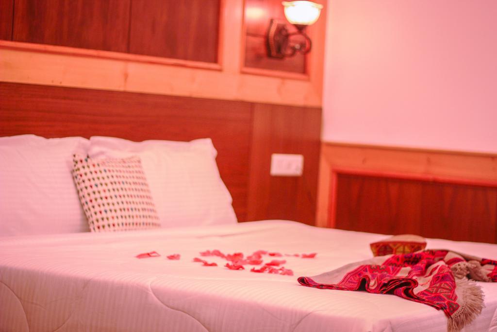 Vivaan The Sunrise Resort Manāli Esterno foto