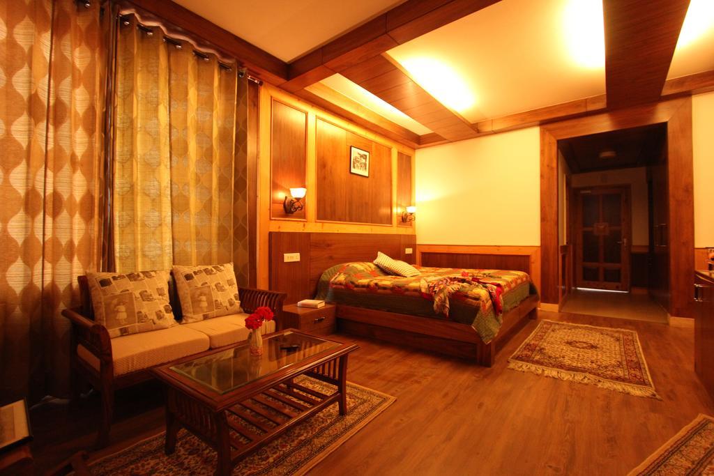 Vivaan The Sunrise Resort Manāli Camera foto