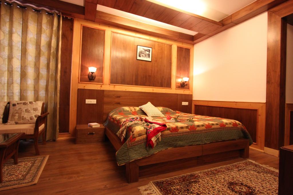 Vivaan The Sunrise Resort Manāli Camera foto