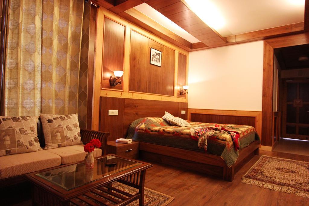 Vivaan The Sunrise Resort Manāli Camera foto