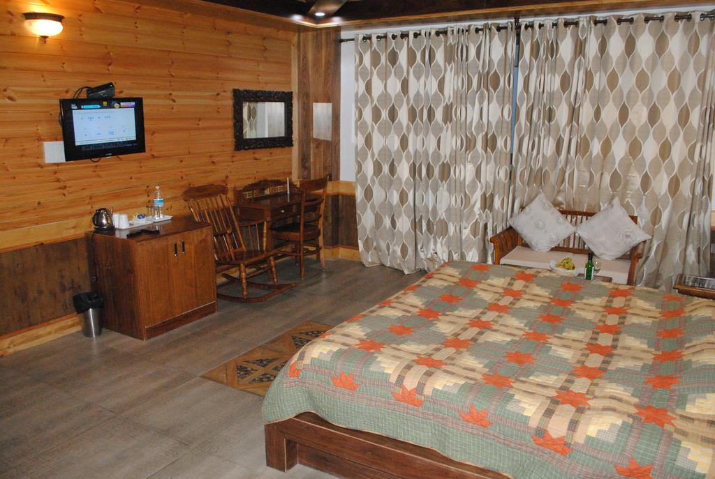 Vivaan The Sunrise Resort Manāli Esterno foto