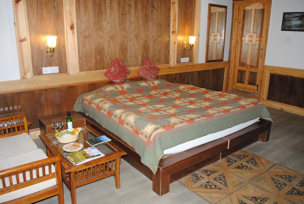 Vivaan The Sunrise Resort Manāli Esterno foto