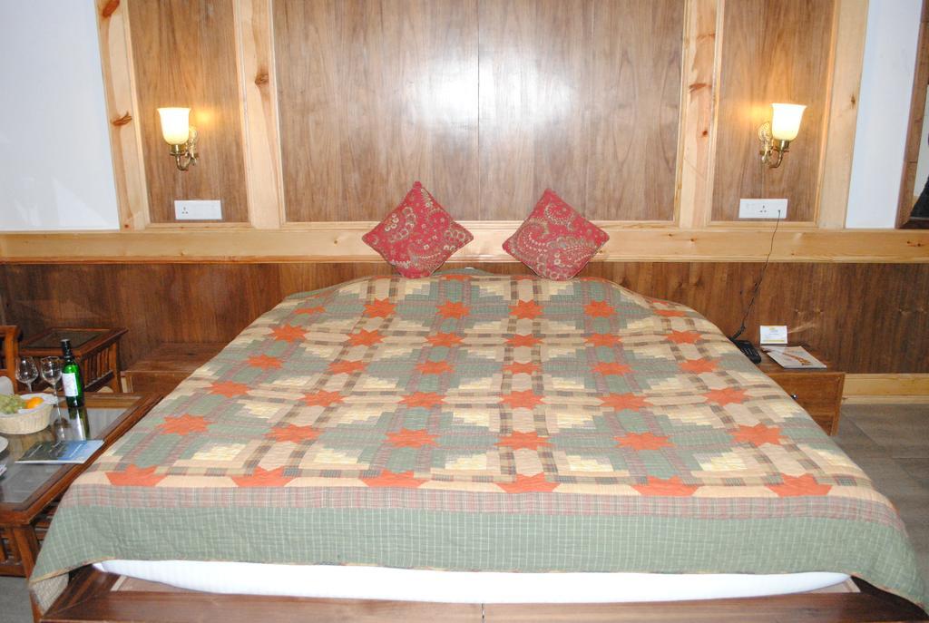 Vivaan The Sunrise Resort Manāli Esterno foto