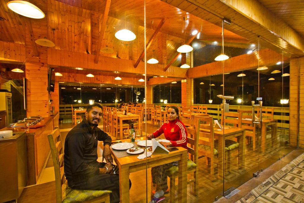 Vivaan The Sunrise Resort Manāli Esterno foto