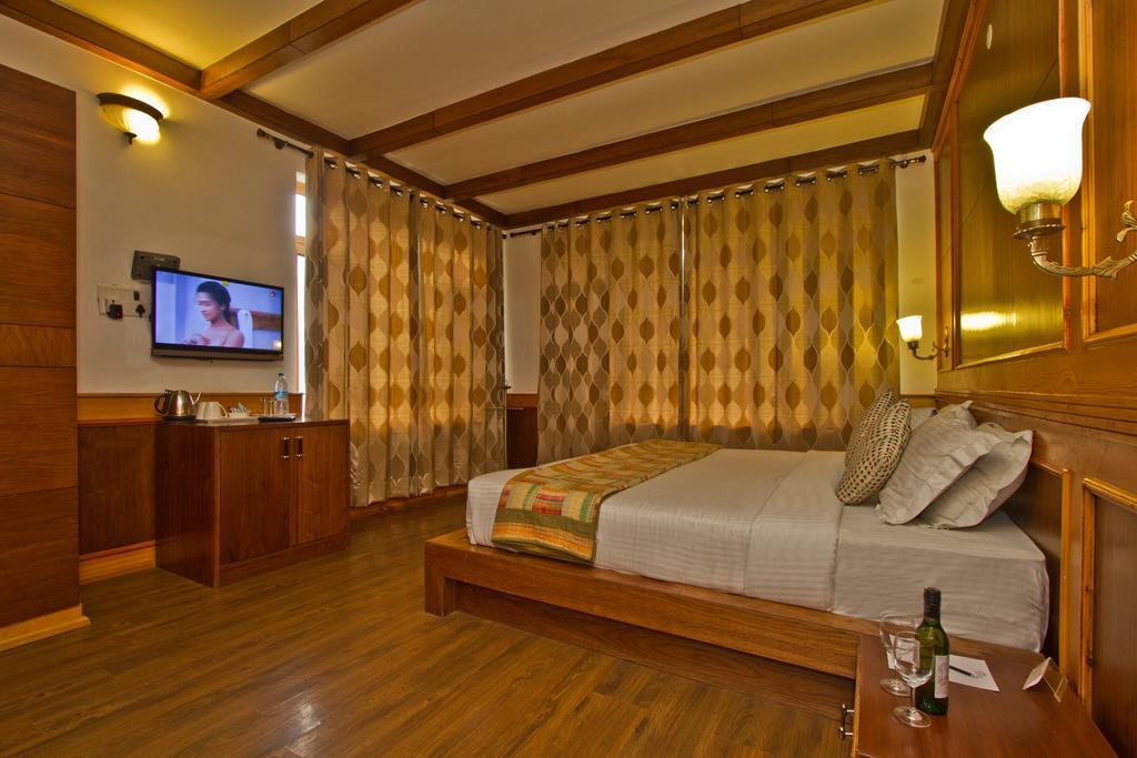 Vivaan The Sunrise Resort Manāli Esterno foto